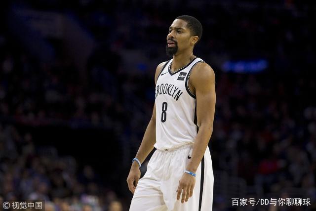 篮球CBA季后赛门票售罄，黄牛加价300%