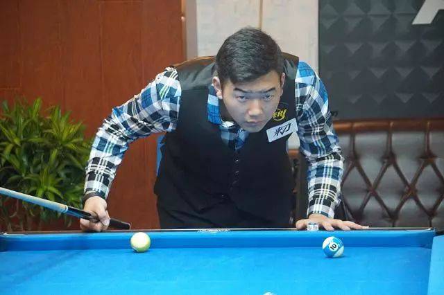 化的体育设 化的体育设